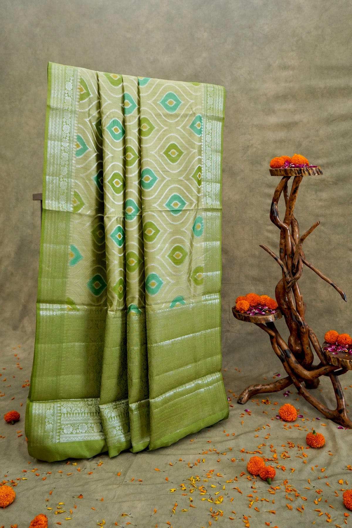 Handwoven Pista Green Rangkaat Pure Banarasi Muga Silk Saree