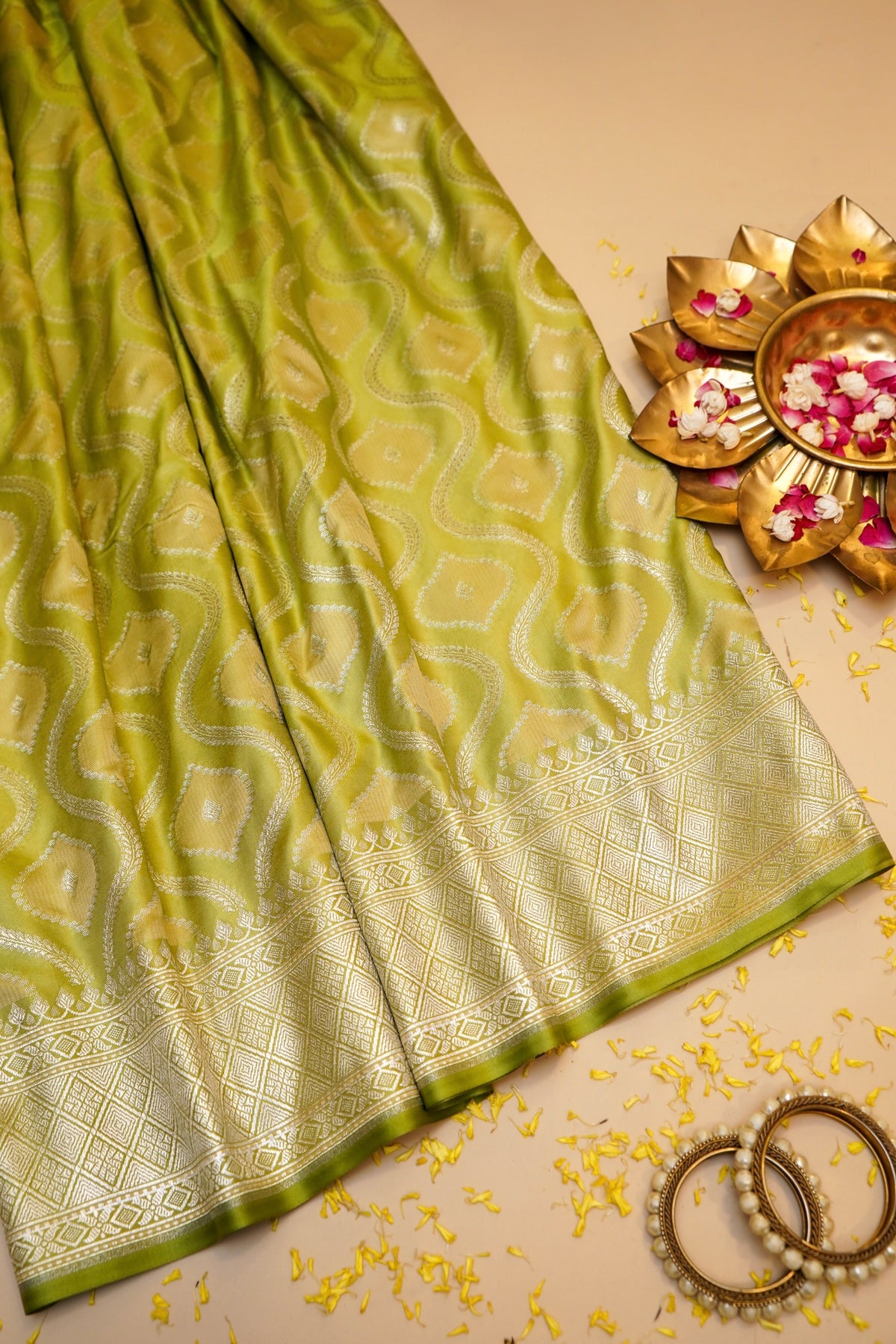 Lime Green Rangkaat Mashru Silk Saree