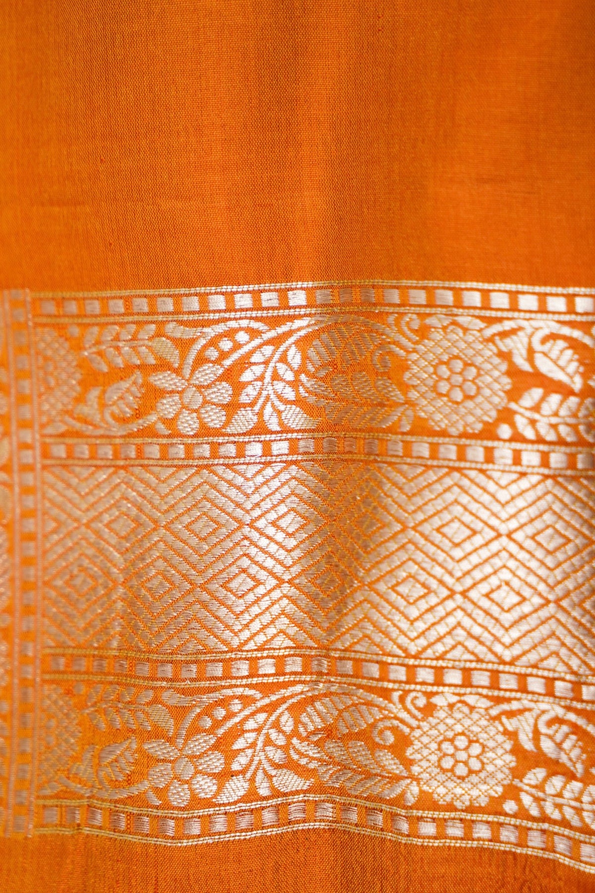 Handwoven Autumn Orange Pure Banarasi Rangkaat Katan Silk Saree