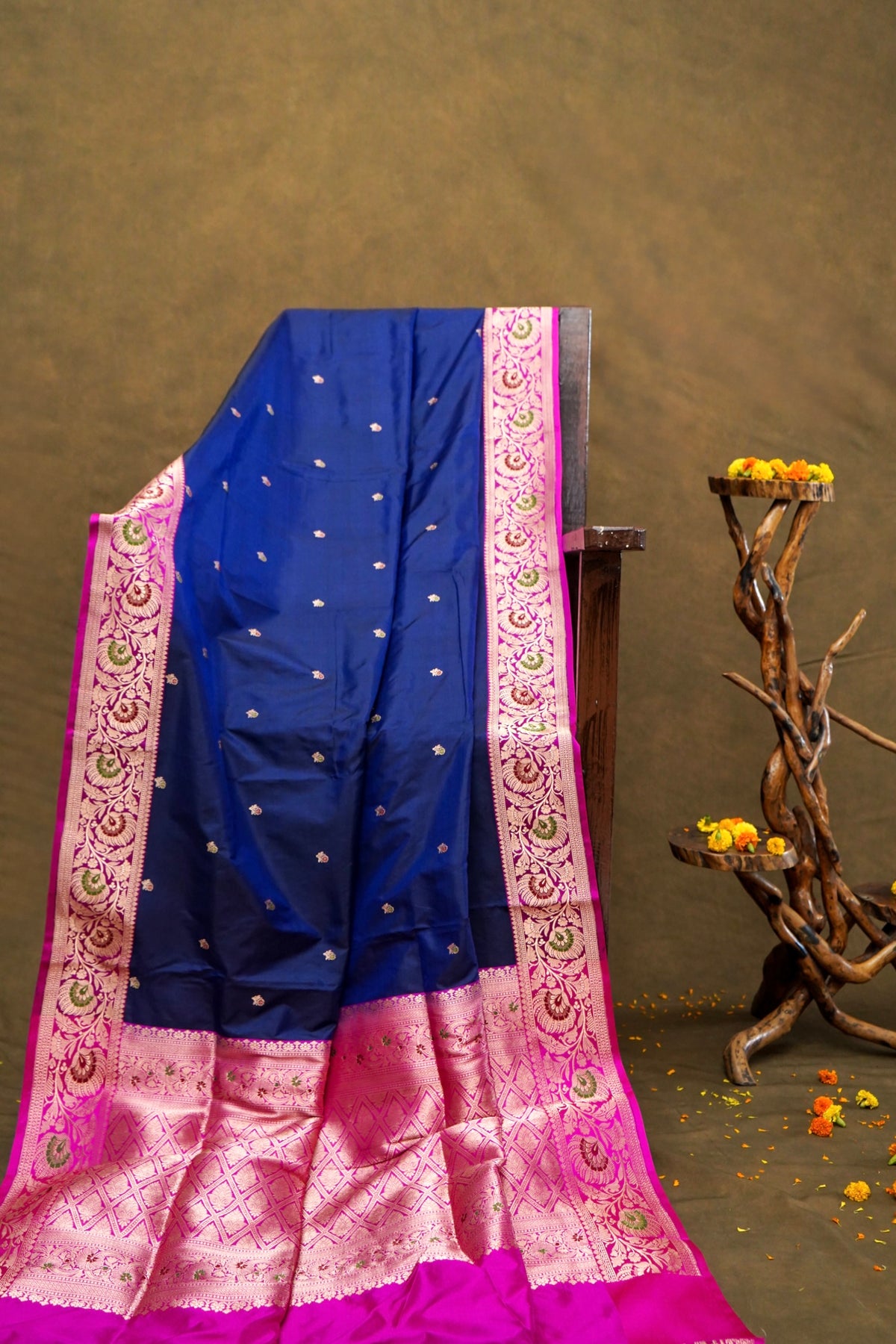 Handwoven Navy Blue Meenakari Buta Pure Banarasi Katan Silk Saree