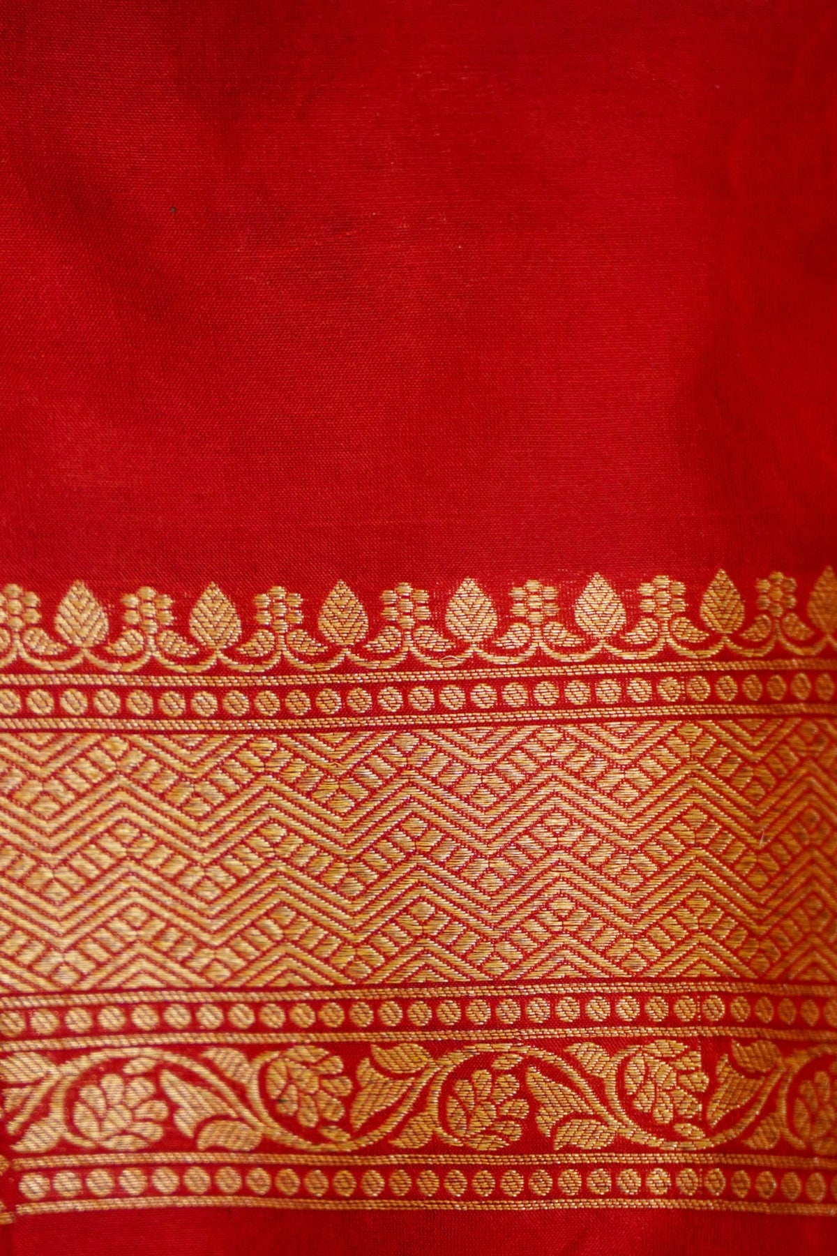 Handwoven Red Brocade Meenakari Pure Banarasi Katan Silk Saree