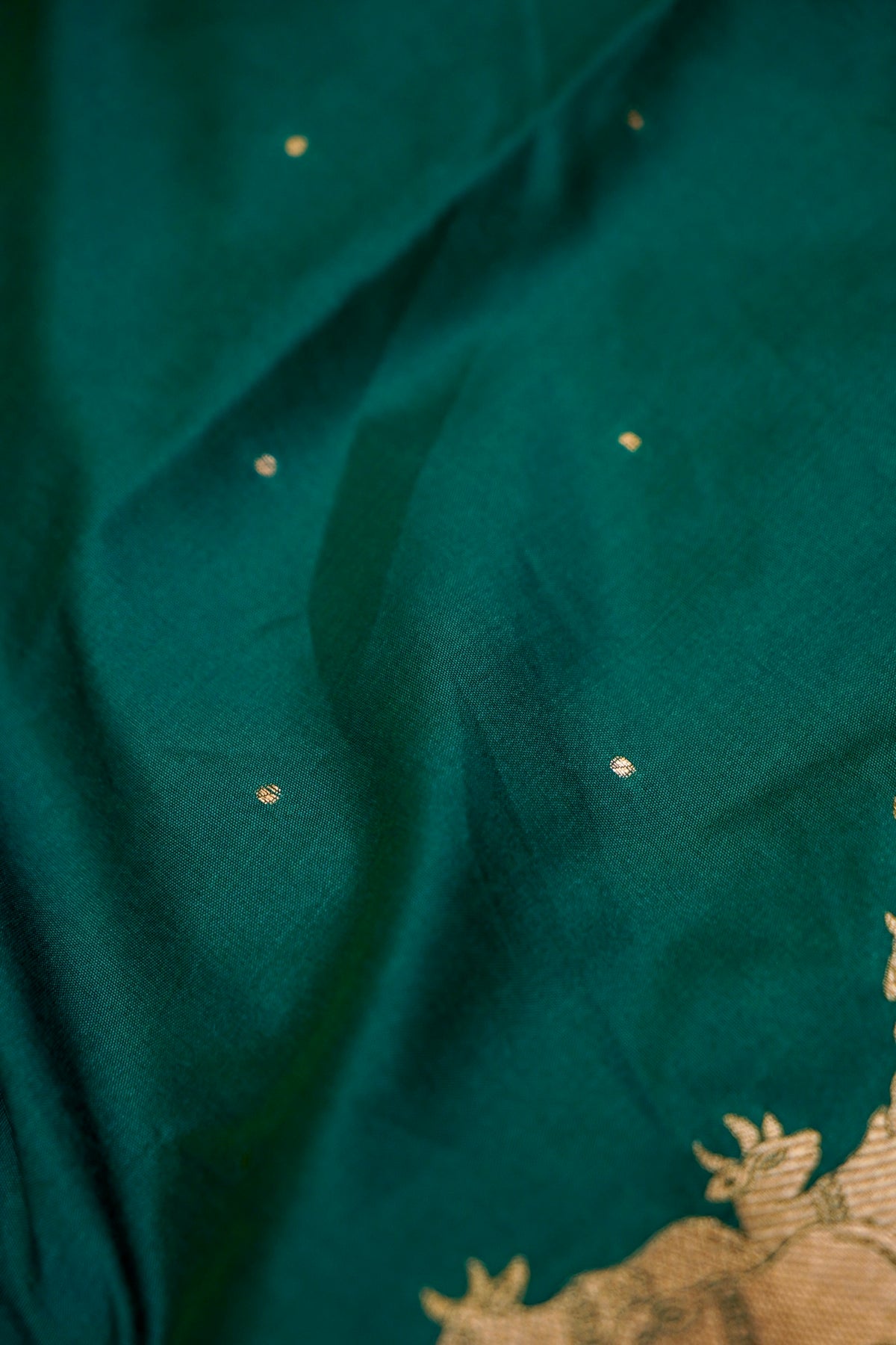 Rama Green Banarasi Shikargah Katan Silk Dupatta.