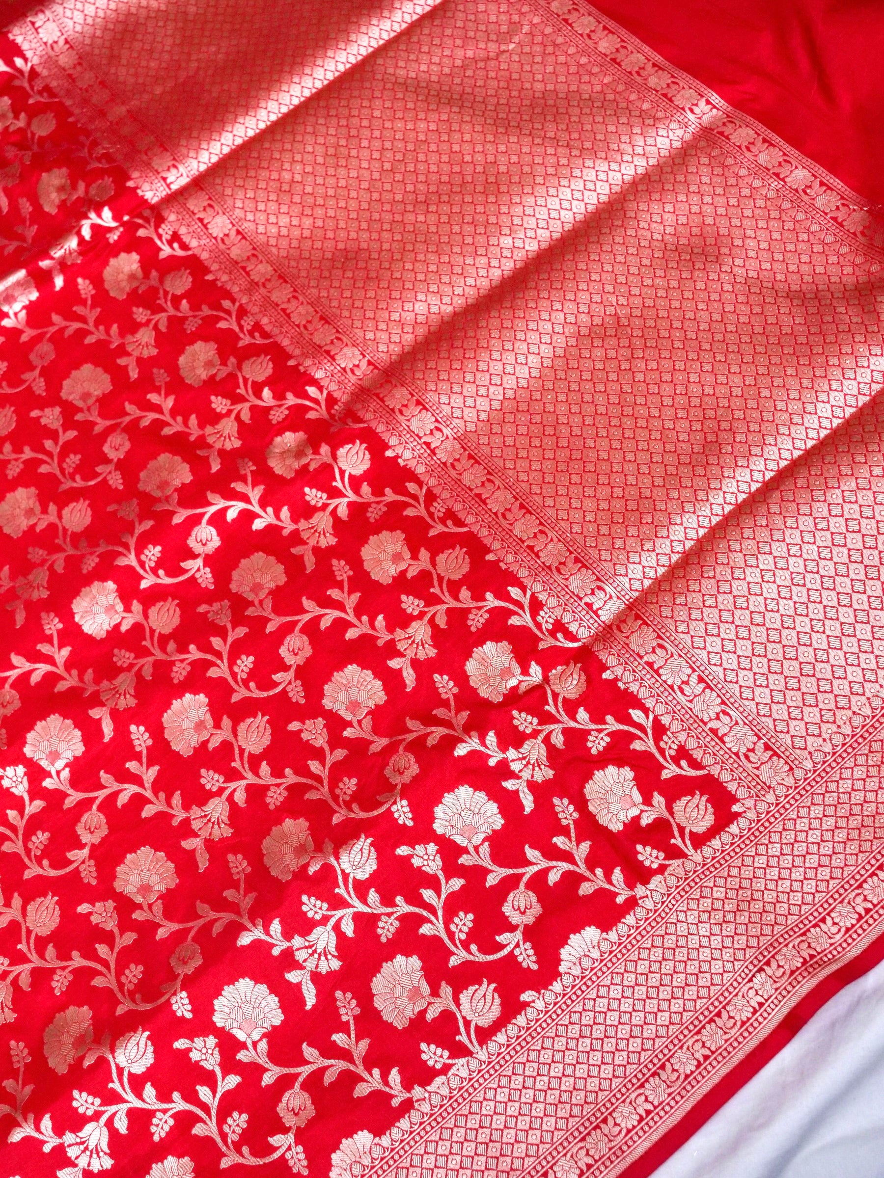 Handwoven Red Jaal Pure Banarasi Katan Silk Saree