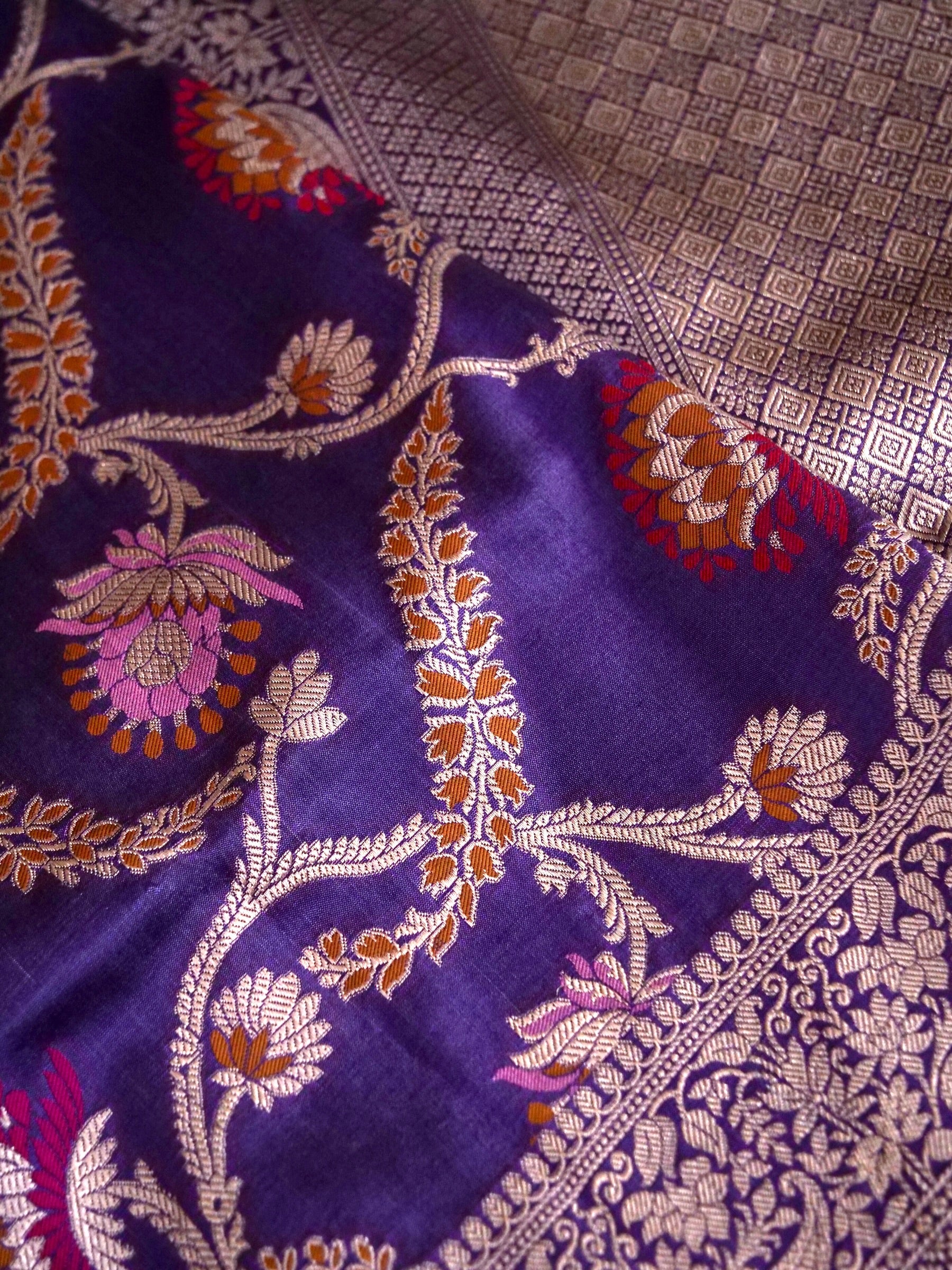 Handwoven Purple Meenakari Jaal Pure Banarasi Katan Silk Saree