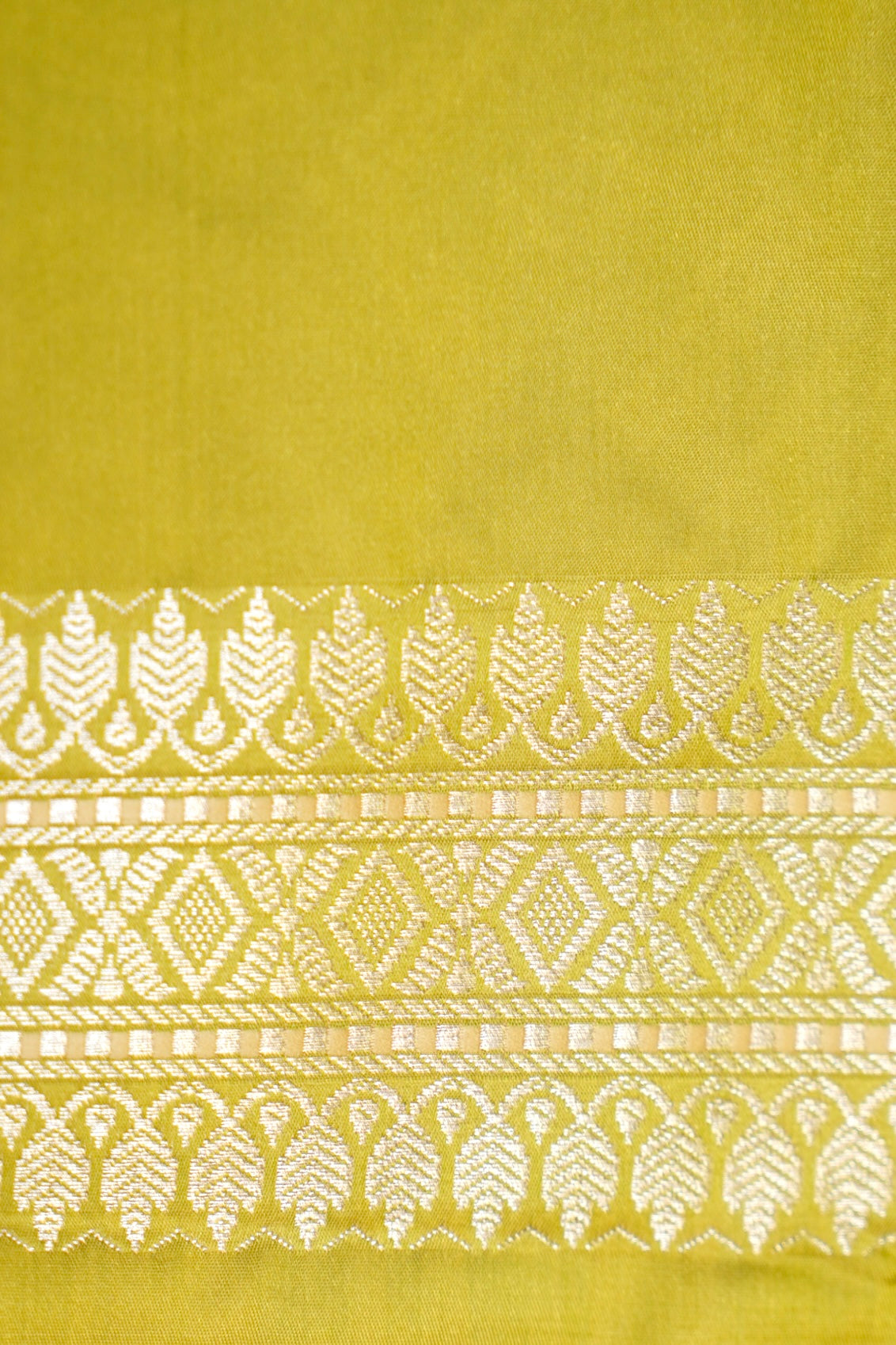 Lime Green Rangkaat Mashru Silk Saree