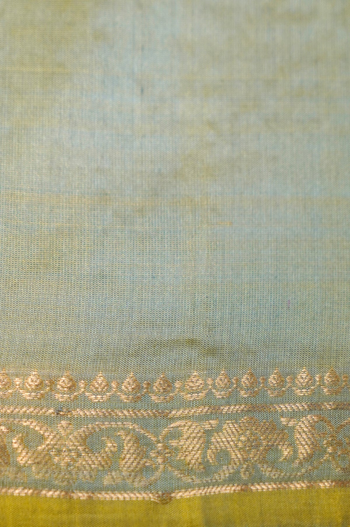 Handwoven Ash Grey Buta Pure Banarasi Katan Silk Saree