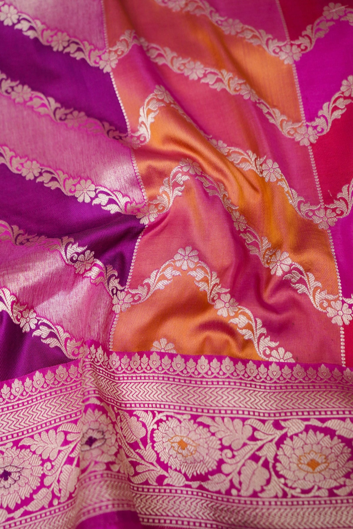 Handwoven Rani Pink Pure Banarasi Rangkaat Katan Silk Saree