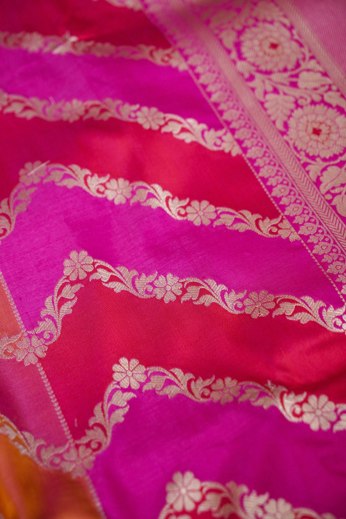 Handwoven Rani Pink Pure Banarasi Rangkaat Katan Silk Saree