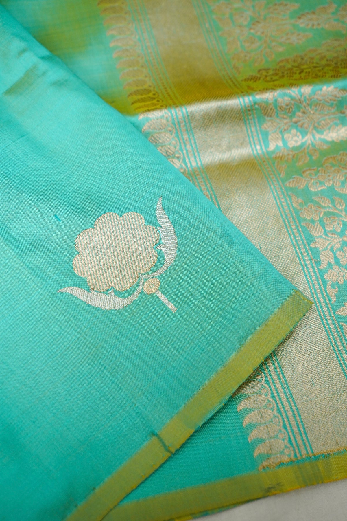 Handwoven Turquoise Blue Buta Pure Banarasi Katan Silk Saree
