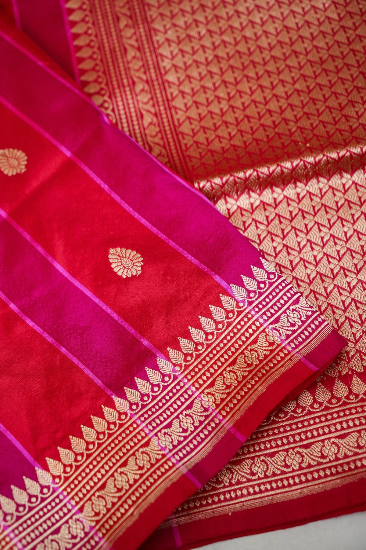 Handwoven Rani Pink Pure Banarasi Rangkaat Katan Silk Saree