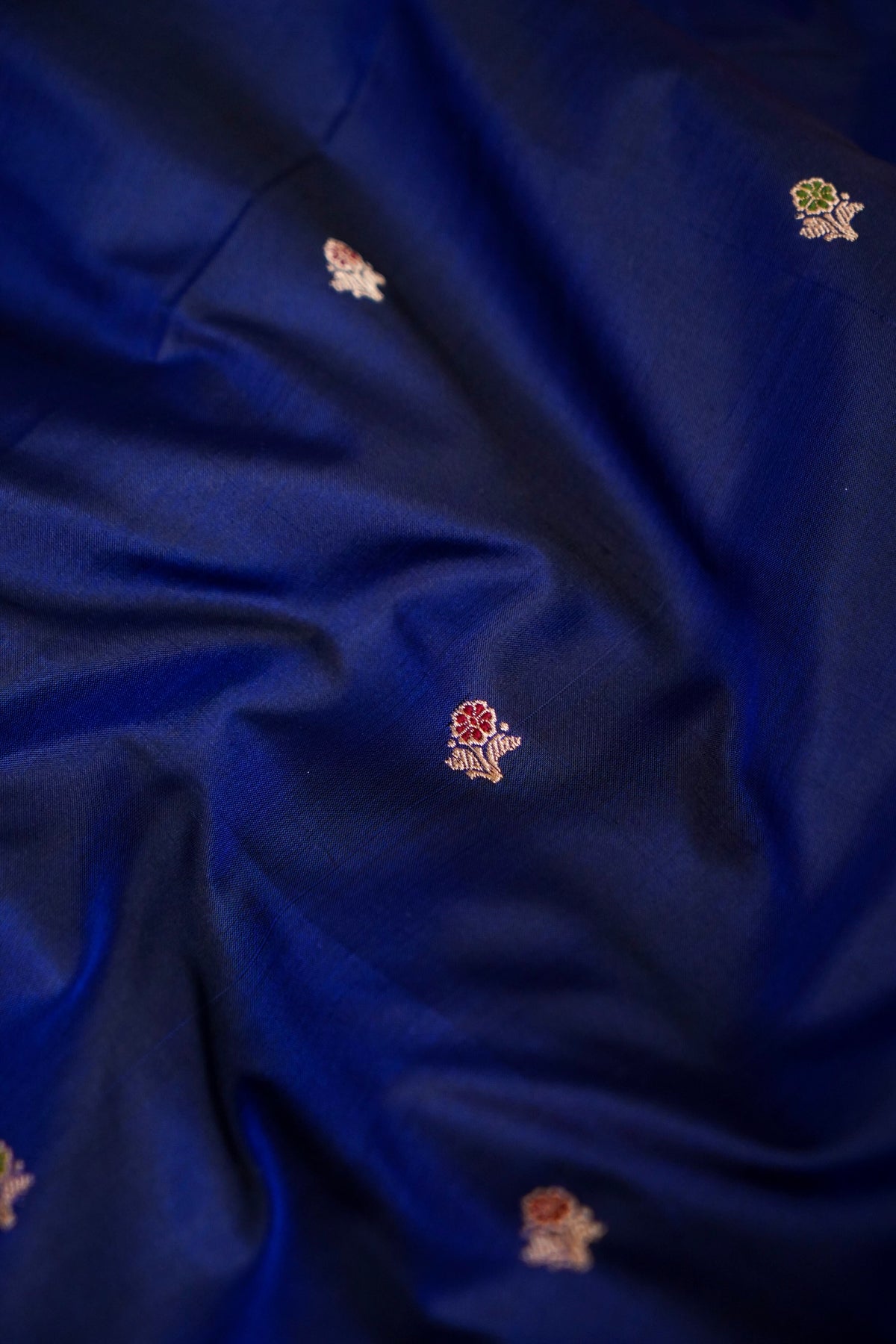 Handwoven Navy Blue Meenakari Buta Pure Banarasi Katan Silk Saree