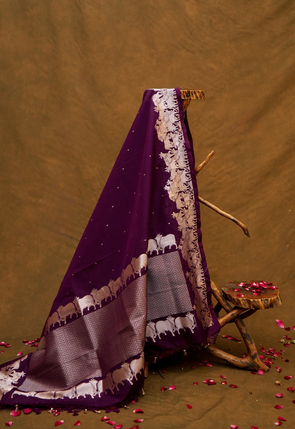 DEEP WINE BANARASI SHIKARGAH KATAN SILK DUPATTA